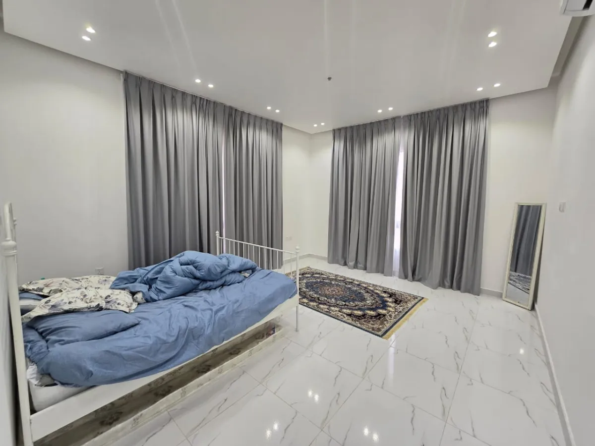 فيلا بالزاهية بالعفش