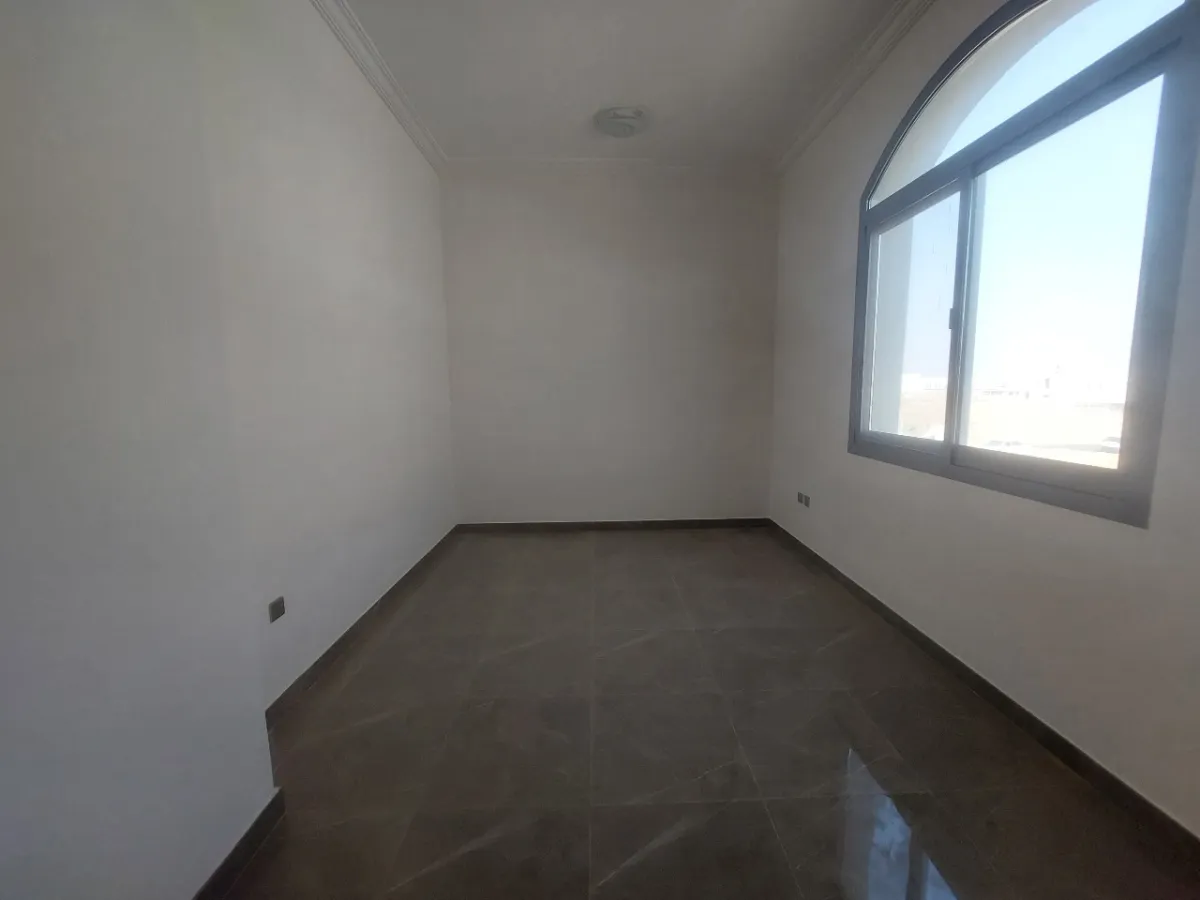 فيلا للايجار عجمان الحيلو 1 زاوية أول ساكن