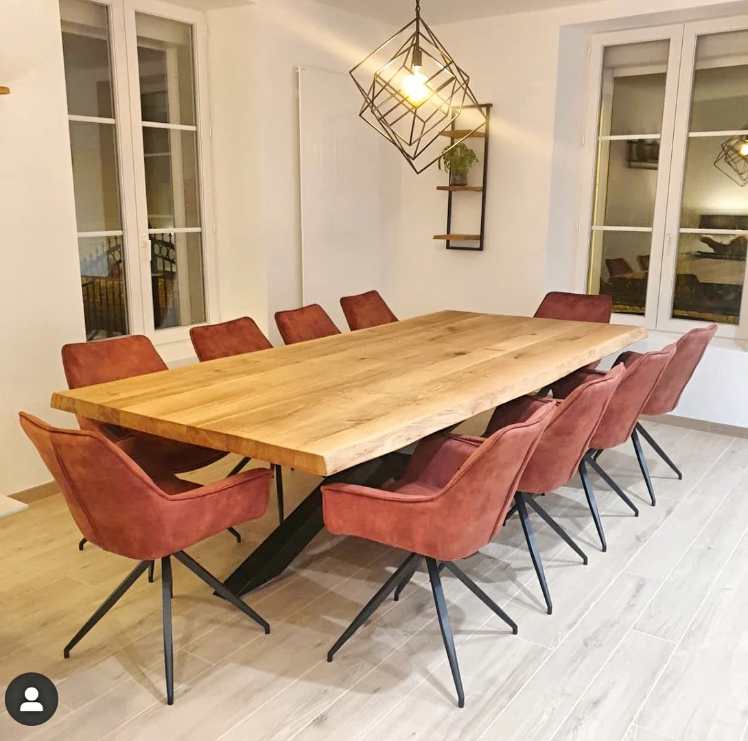 Table à manger en bois massif